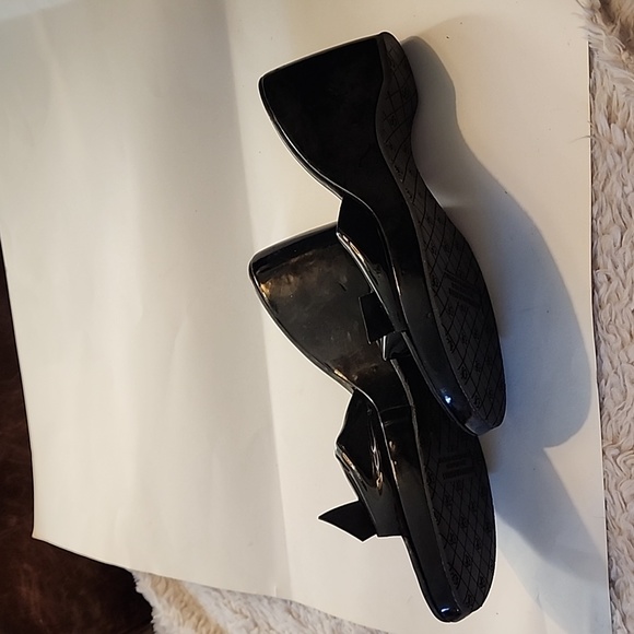 Donald Pliner black wedge size 10. New - Picture 2 of 6